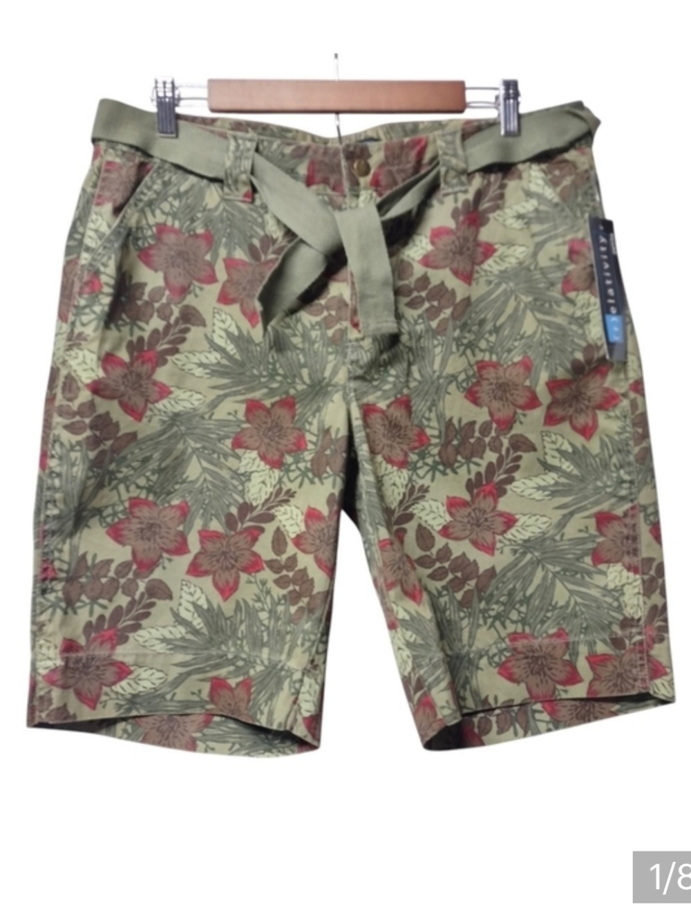Relativity Shorts Women's Size 14P Floral Tropical Print Cotton Belted NWT